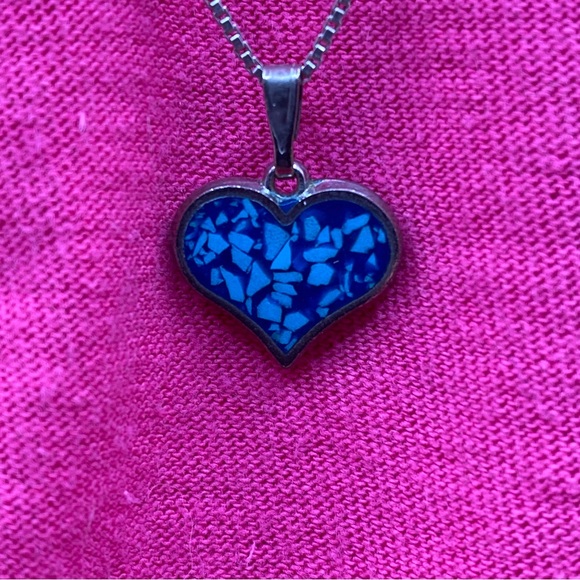 ANTIQUE Turquoise 925 chip heart w/ Sterling chain, EUC - Picture 3 of 8